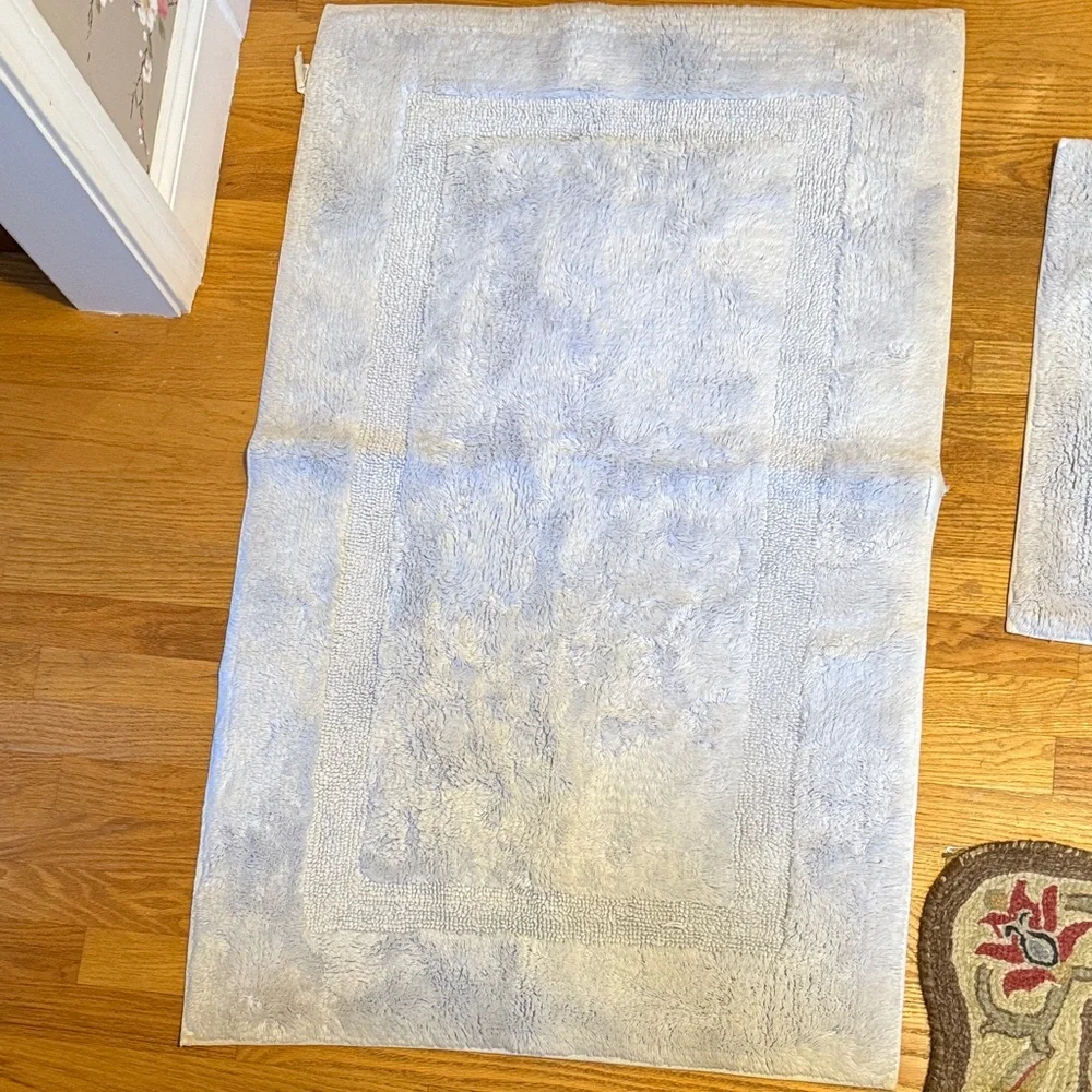 Soft Light Blue Bath Mat